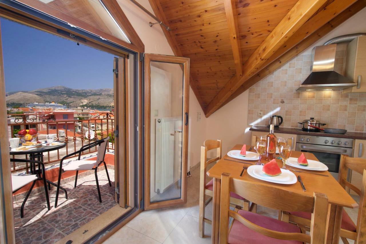 Poseidon Sea View Apartment 아르고스톨리온 외부 사진